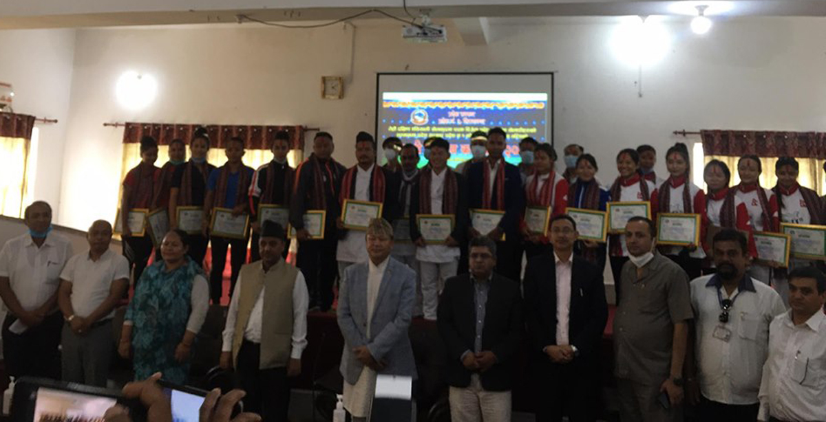 सागका पदक विजेता ८८ खेलाडी प्रदेश १ सरकारद्वारा सम्मानित